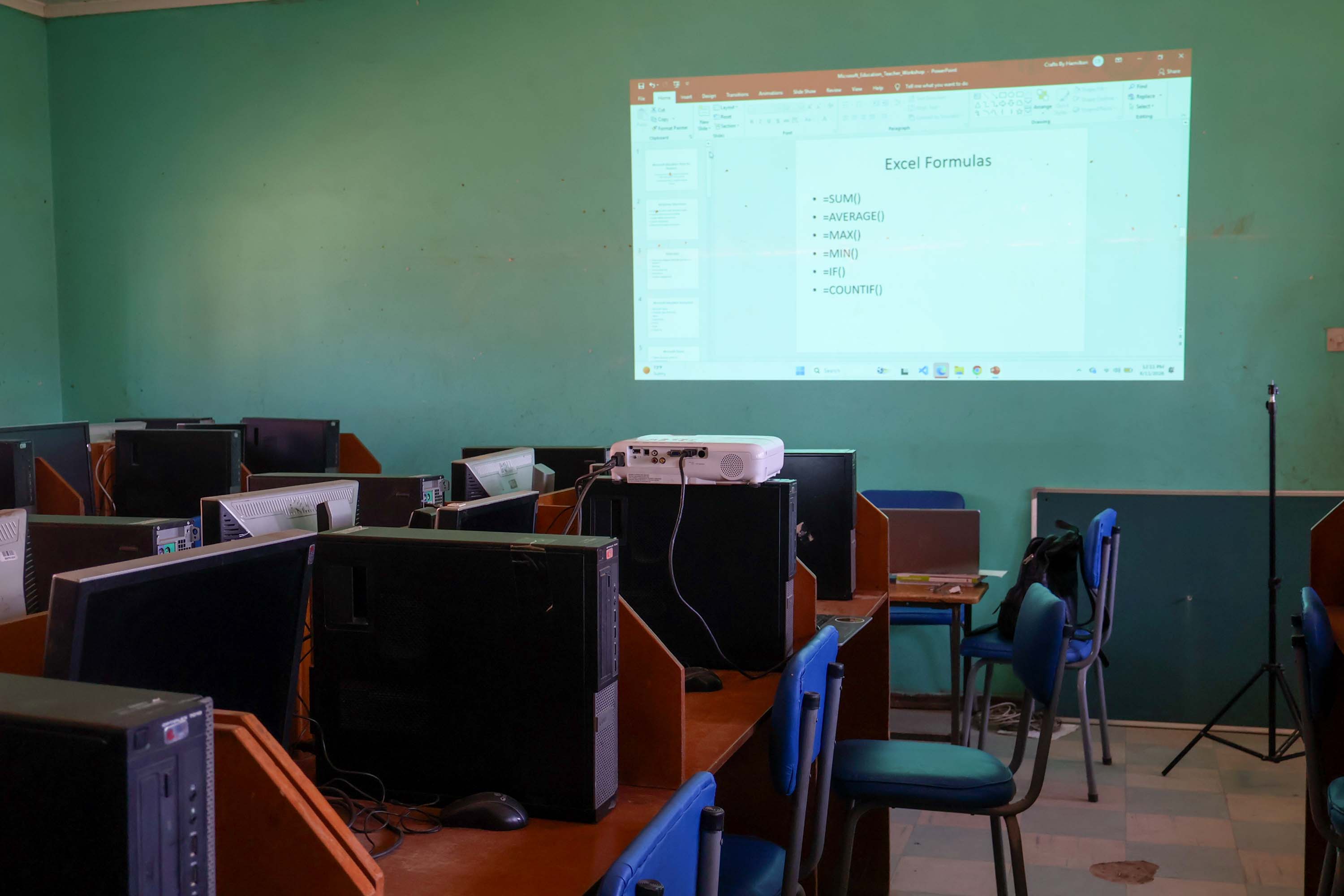 Zengeza 8 computer laboratory